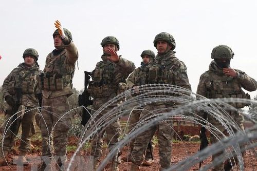 Căn cứ quân sự của Thổ Nhĩ Kỳ ở Syria bị các tay súng Kurd tấn công
