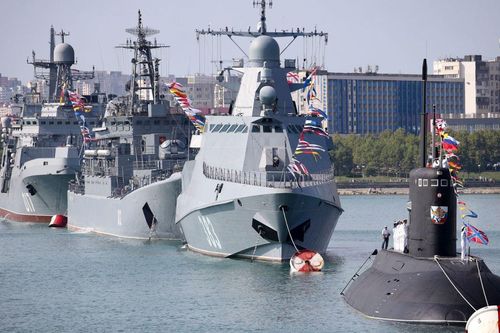 Hình ảnh vệ tinh cho thấy Nga rút gần hết tàu chiến của Hạm đội Biển Đen khỏi Crimea