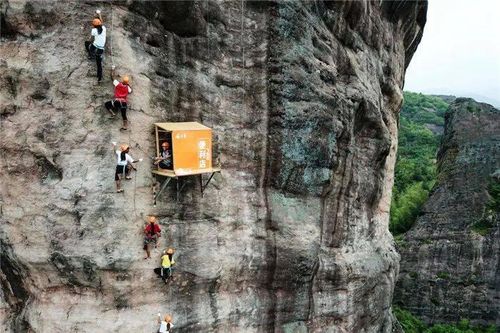 Cửa hàng tiện lợi...bất tiện nhất thế giới ở Trung Quốc