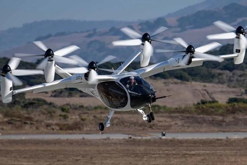 Joby Aviation bắt đầu các thử nghiệm bay eVTOL có người lái đầu tiên