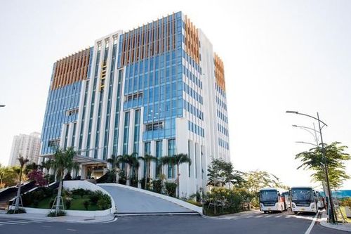 Chuyển Trường Đại học Kinh tế TPHCM thành Đại học Kinh tế TPHCM