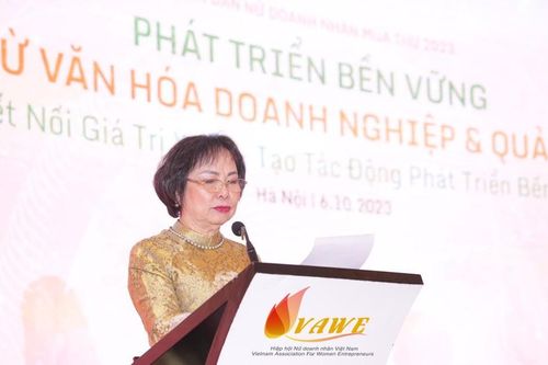 Các nữ doanh nhân hiến kế về các biện pháp phát triển bền vững cho doanh nghiệp