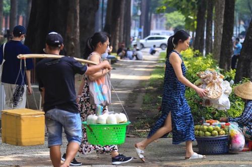 'Chặt chém' du khách: Đừng để 'con sâu làm rầu nồi canh'