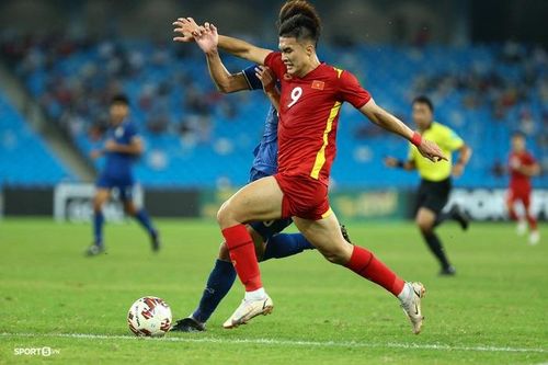 CLB Thanh Hóa mua tiền đạo U23 Việt Nam; Fan MU phẫn nộ khi CLB nêu tên cầu thủ xuất sắc nhất tháng 9