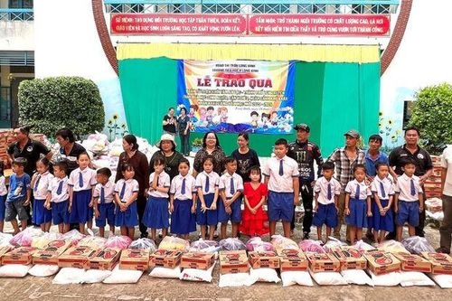 Nửa chặng đường giảm nghèo bền vững