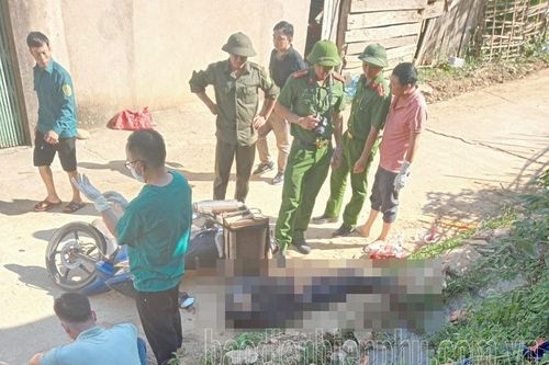 Bệnh nhân tâm thần đâm chết người bán hàng dạo