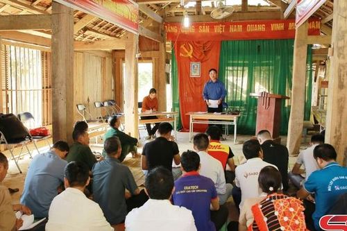 Đảng bộ xã Song Pe chú trọng công tác xây dựng Đảng
