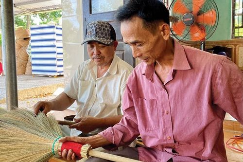 Giúp người khuyết tật hòa nhập cộng đồng tốt hơn