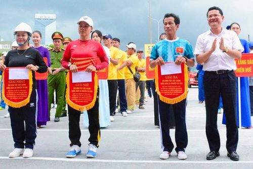Bế mạc hội thao nghiệp vụ chữa cháy và cứu nạn cứu hộ