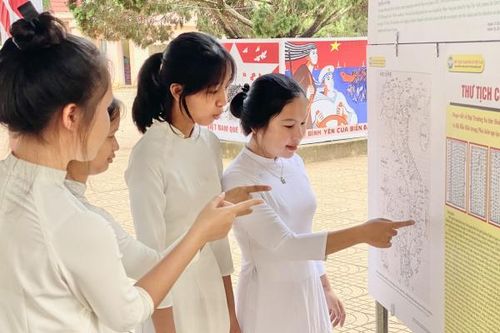 Triển lãm Hoàng Sa - Trường Sa là của Việt Nam