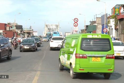 Phân lại luồng giao thông trên cầu Chương Dương