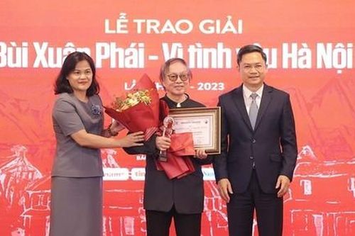 Giải thưởng Bùi Xuân Phái - Vì tình yêu Hà Nội vinh danh NSND Đặng Nhật Minh
