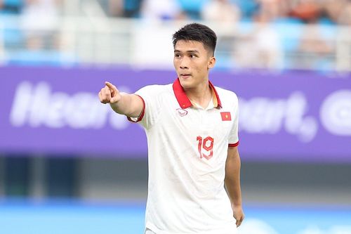 CLB Thanh Hóa mua tiền đạo U23 Việt Nam