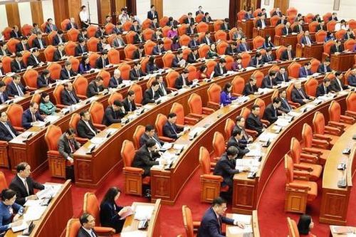Ngày làm việc thứ năm Hội nghị Trung ương 8 khóa XIII: Bầu đồng chí Lê Hoài Trung giữ chức Ủy viên Ban Bí thư