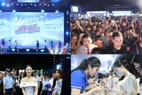 Giới trẻ thích thú trải nghiệm các gian hàng tại Ngày Thẻ Việt Nam - Sóng Festival 2023