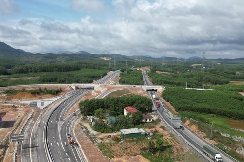 Đề nghị hoàn thiện loạt dự án cao tốc mới đã đưa vào khai thác