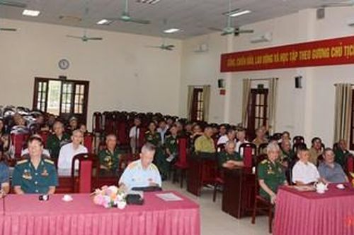 Gặp mặt Ban liên lạc bạn chiến đấu Lữ đoàn Pháo phòng không 226