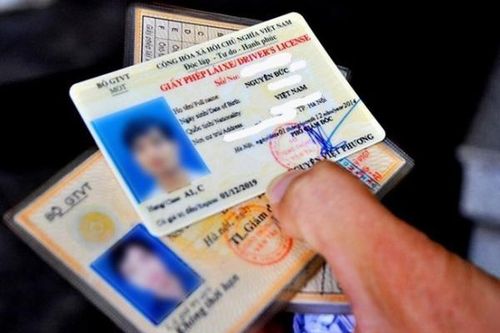 Thủ tục tách bằng lái xe tích hợp xe ô tô và xe máy