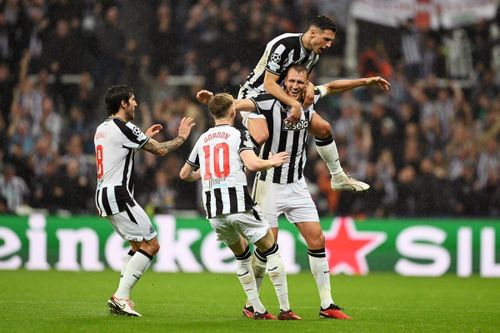 Lượt trận thứ 2 vòng bảng Champions League: Nước Anh chia nửa buồn vui