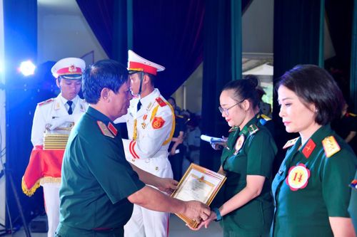 'Sân chơi' tỏa sáng vẻ đẹp trí tuệ, tầm nhìn, kiến thức toàn diện sâu sắc của Phụ nữ Quân đội