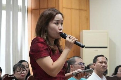 Giáo viên vay tiền qua app, phụ huynh nhận tin nhắn đe dọa, chủ nợ tìm đến trường