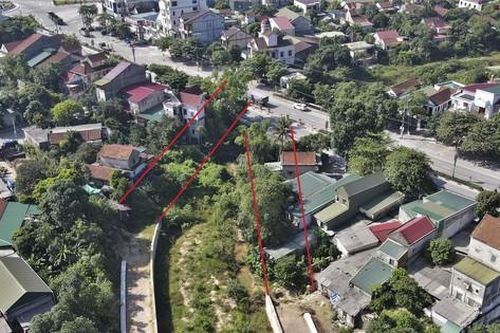 Hà Tĩnh: Đội vốn gấp đôi, kè chống sạt lở xây 5 năm vẫn dở dang