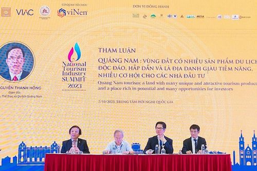 Du lịch không chỉ là ngành dịch vụ, còn là ngành công nghiệp, kinh tế tổng hợp có đóng góp đặc biệt