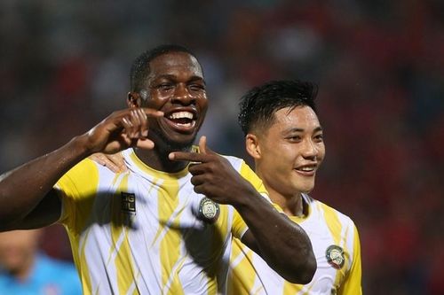 3 bàn thắng đẹp mắt giúp Thanh Hóa đánh bại CAHN, đoạt Siêu cúp Quốc gia 2023