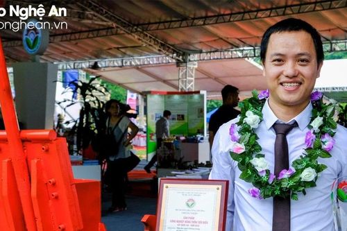 Danh sách 20 cá nhân tiêu biểu trong lĩnh vực Khoa học và Công nghệ được tỉnh Nghệ An vinh danh năm 2023