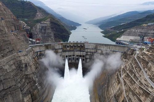Hạn hán khiến sản lượng thủy điện toàn cầu sụt giảm 'lịch sử'