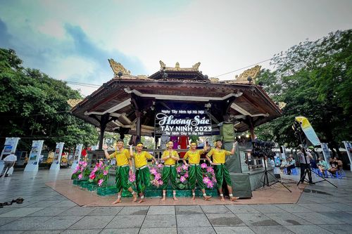 Sắc màu miền Đông Nam Bộ trong 'Ngày Tây Ninh tại Hà Nội'