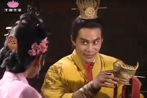 Lữ Bố và góc khuất 'hổ lang đội lốt anh hùng', đứng trước nữ sắc âu cũng chỉ là một bại tướng
