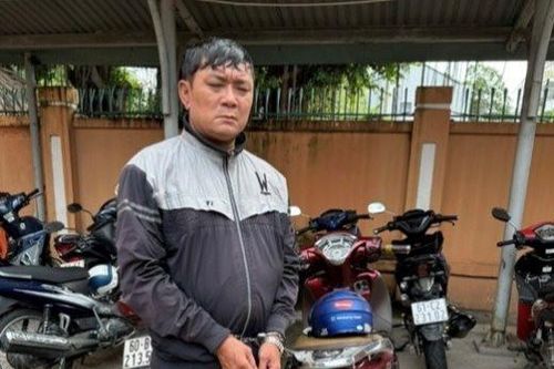 Kẻ đánh tráo vé số của người phụ nữ khuyết tật hành nghề chuyên nghiệp