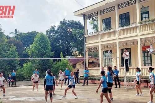 Thường Xuân: Giải bóng chuyền nữ đoàn viên, công nhân, viên chức, lao động năm 2023