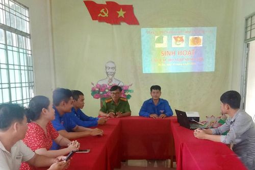 Nhiều hình thức tuyên truyền, giáo dục pháp luật cho đoàn viên, thanh niên