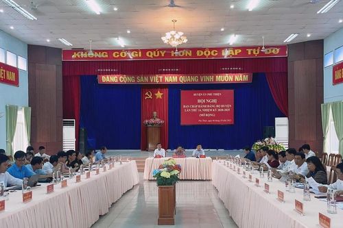 Phú Thiện và Chư Sê hội nghị đánh giá công tác 9 tháng năm 2023