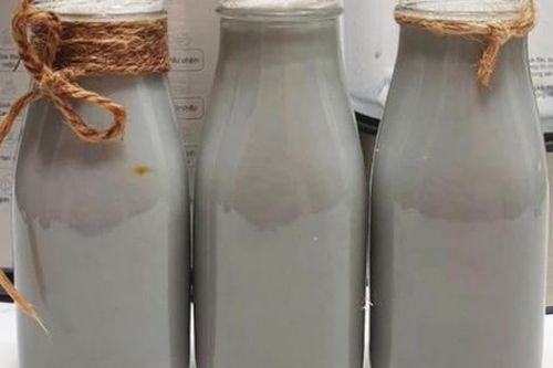 Món ngon mỗi ngày: Cách làm sữa gạo lứt đen béo thơm, tốt cho sức khỏe