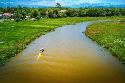Sông Đầm, vẻ đẹp đắm say