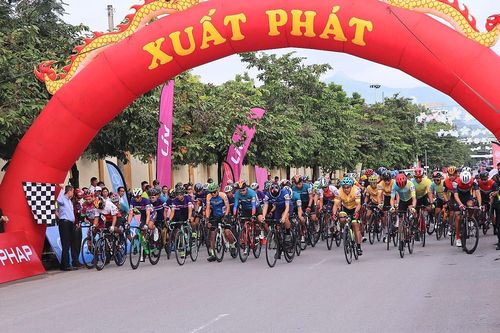 Khai mạc giải đua xe đạp phong trào tỉnh Hòa Bình mở rộng lần thứ II năm 2023 tranh Cúp Việt Pháp