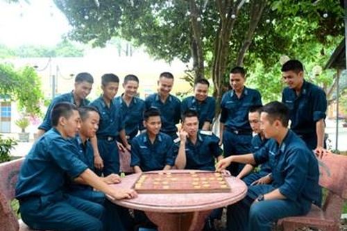 Đa dạng các hoạt động trong ngày nghỉ của chiến sĩ