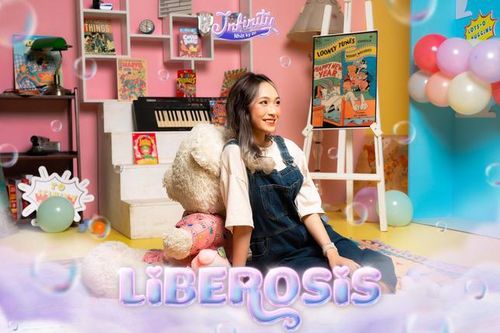 Ấn tượng bộ ảnh 'Liberosis' chào đón tân sinh viên trường Báo