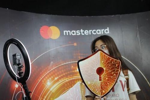 Đổ xô check-in 360 độ 'độc nhất vô nhị'