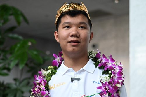 Hành trình 'nghẹt thở' trở thành quán quân Olympia của nam sinh Thanh Hóa