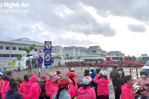 Đình công tại Công ty TNHH Viet Glory: Mối lo từ 'tiền lệ xấu'