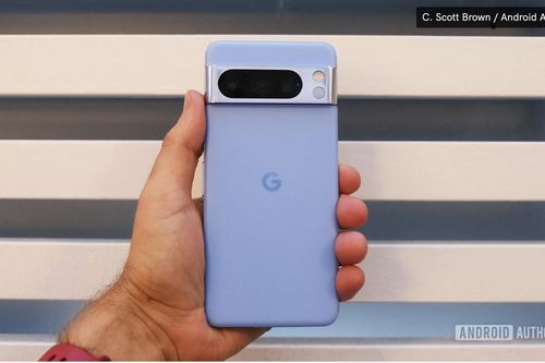 Google Pixel 8 vs Samsung Galaxy S23 FE: Bạn nên mua mẫu máy nào?