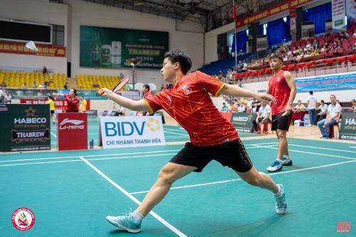 Những tay vợt hàng đầu bị loại đáng tiếc, Kamito Hà Nội khẳng định sức mạnh tại giải Cầu lông Báo Thanh Hóa mở rộng 2023