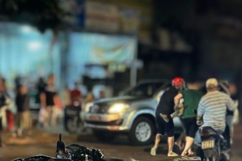 Pleiku: 2 xe máy va chạm nhau, 2 người bị thương