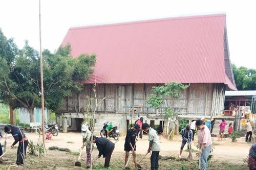 Thay đổi nếp nghĩ, cách làm nhờ tiếp cận thông tin