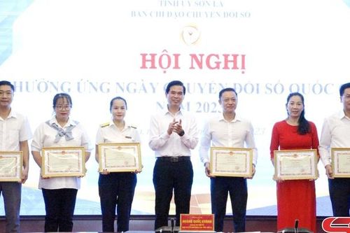 Hưởng ứng Ngày chuyển đổi số quốc gia năm 2023