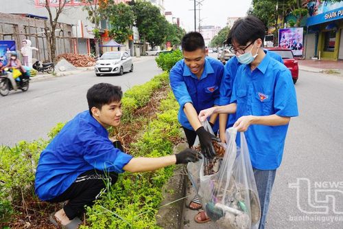 Tổ chức Ngày hội 'Tôi yêu Tổ quốc tôi'